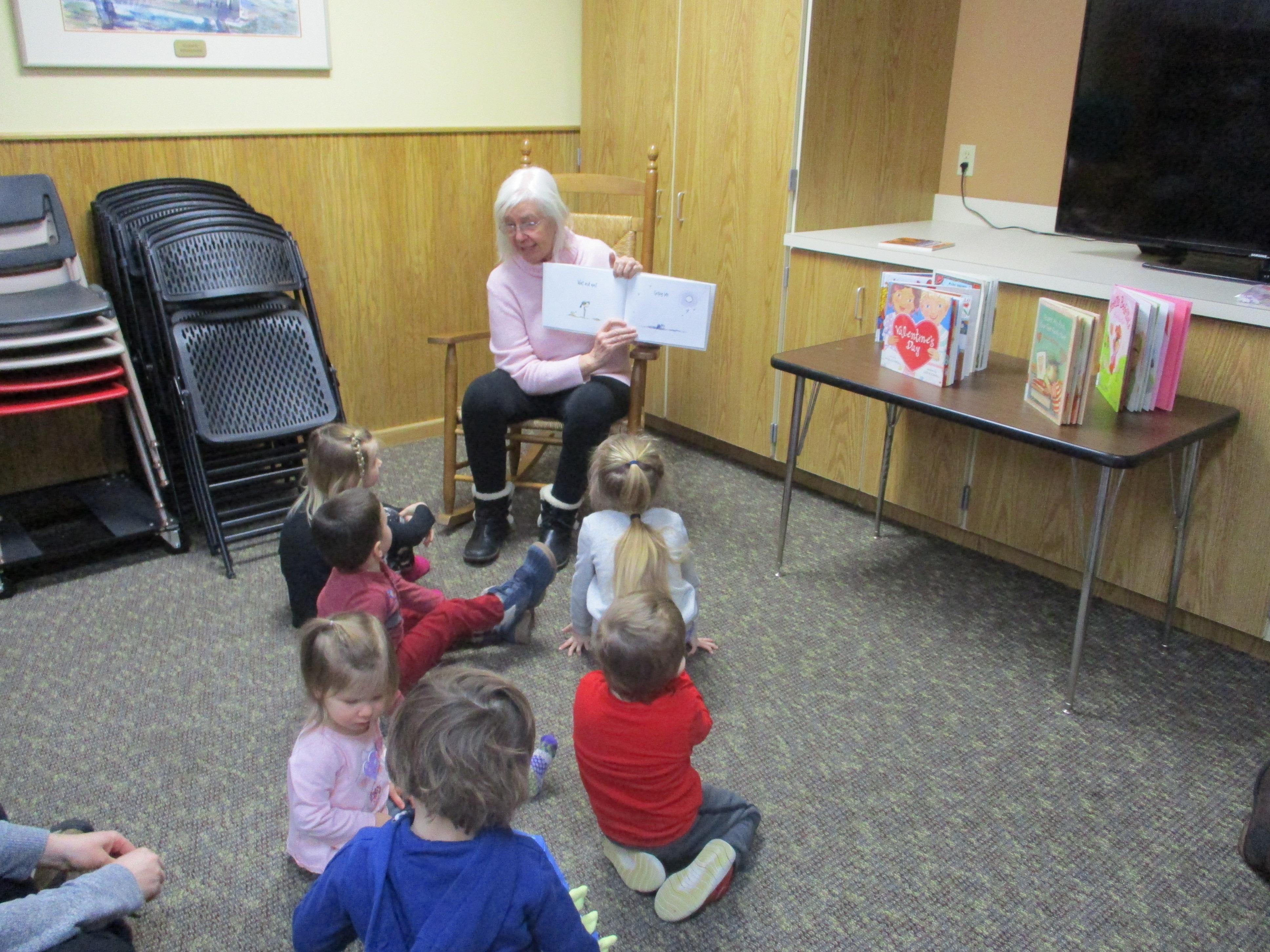 story hour valentine 6.JPG